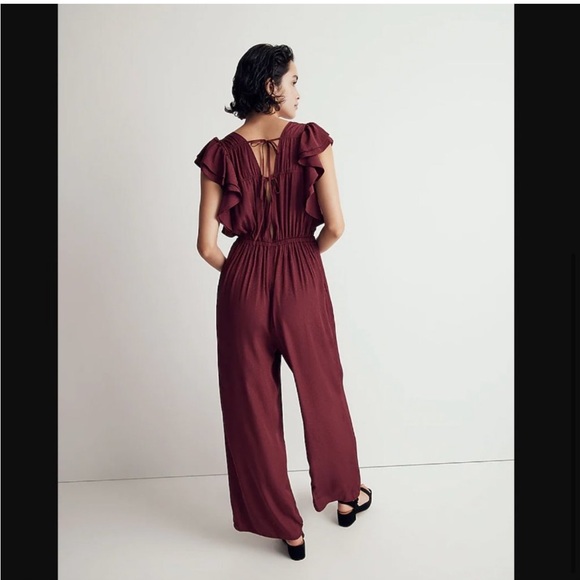Madewell Jacquard Deep V Wine/Burgundy Flutter Sleeve Silky Romper - Picture 7 of 9